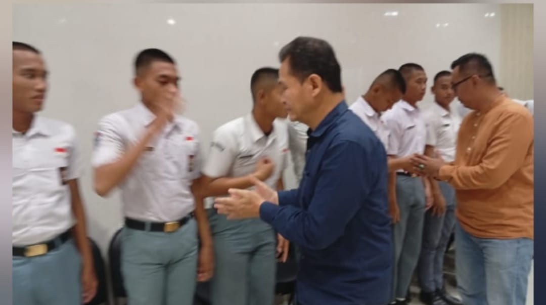 penutupan-dan-pelepasan-pemusatan-pendidikan-dan-latihan-paskibraka-kabupaten-serang-2025